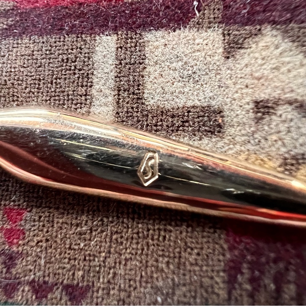 Two Gold Tie Clips - Picture 4 of 4